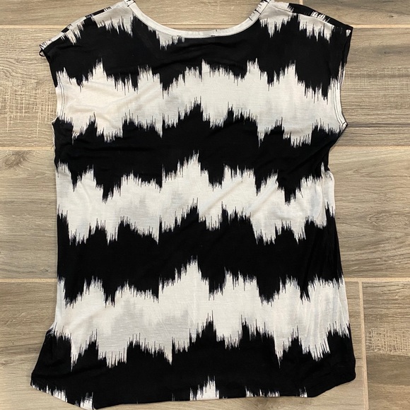 Michael Kors Top - Picture 3 of 3